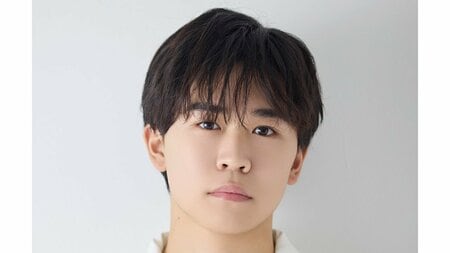 「ビジュ良」鈴木福(21) 運転免許証を公開！「ちゃんとMTだよ」黒髪をピシッと整えた爽やかな証明写真に「うまく撮れてますね」