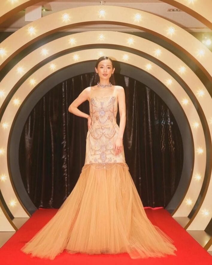 泉里香ポラロイド Ray」泉里香、コンプレックス克服で“マシュマロボディ”解禁 色気の秘訣