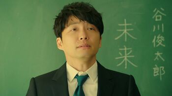 星野源の涙目に、橋本環奈と浜辺美波もつられて…？