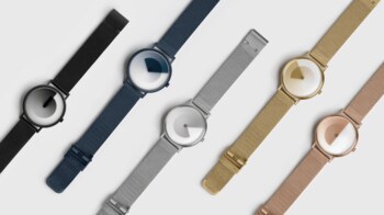 “時間をアートに変える”デンマーク発『Gradient Watch』から新色ネイビーブルーが日本初上陸！国内外クラファンで5,100万円を突破した、針も数字もない不思議な腕時計。