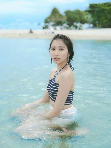 ももクロ・玉井詩織が初の写真集発売へ 水着・ランジェリー