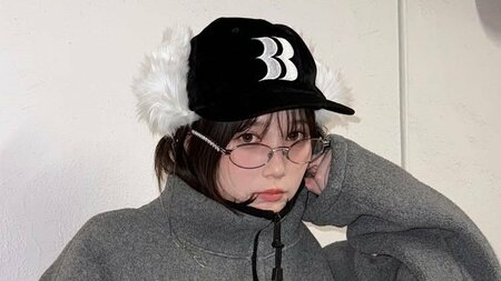 本田翼 ミニ丈ボトム×ハイソックスの美脚際立つ私服コーデ披露！もこもこフリースを合わせた冬らしい装いに「天使だ」「スタイル綺麗」