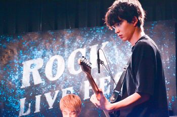 ドラマ『ギヴン』緊張と笑顔と“バンド感”漂う撮影現場に密着！