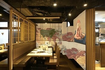 日本初、食事をしながらアート制作の全貌を“生”で目撃する。神戸牛・にくなべ屋「神戸びいどろ新宿」にて「浮世絵ライブペイント」を12月より連続開催