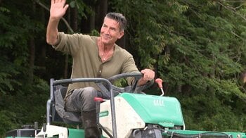 【密着】“ちょいワル”ジローラモ（62）が福島でコメ作り　フランス製の長靴にグッチのベルトでも“真剣” 「カメラ関係なく人一倍仕事をする」 