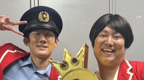 キングオブコント王者 新車購入で20年ぶりに運転挑戦！緊張感に包まれた運転後の異変に「ひゃっ」車の前で体育座りする姿公開
