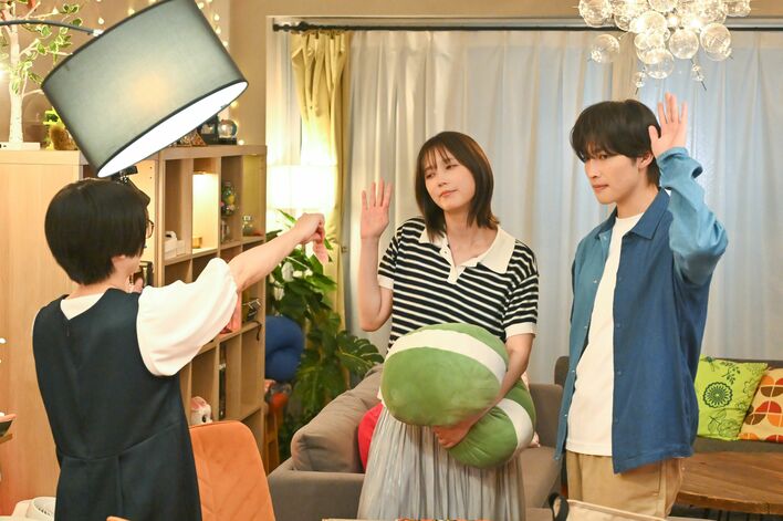 南（本田翼）が東子（志田未来）とイケオジの密会を目撃？東子は、北くんとの幸せとパン屋さん開業の夢の狭間で揺れ…『北くんシェア』第8話