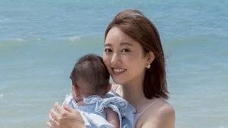 菊地亜美 ハワイでの幸せあふれる家族ショット公開！「子供達の笑顔を…」夫・娘2人との絵に描いたような美しい1枚に「素敵な写真ばかり」