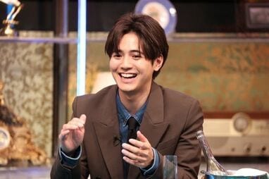 片寄涼太「移動中、何の動画を見ているのが一番かっこいいですか 