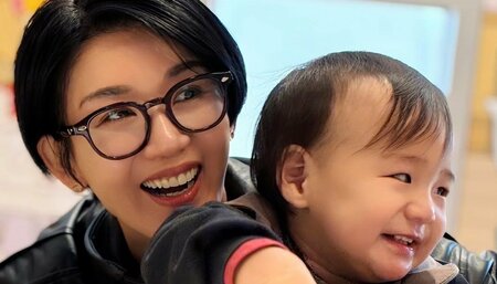 「泣きました」栗原恵 1歳長男の成長記録を公開！誕生からこれまでの愛情詰まった1本の動画に「何度も見てます」「ジーンときた」などと称賛の嵐