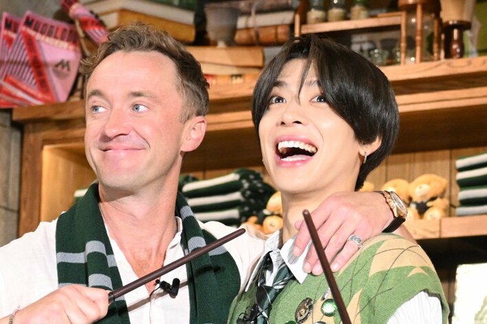 “推しと共演” timelesz・松島聡「芸能をやめなくて良かった」活動休止中励みとなった大ファンの“ハリポタ”ドラコ・マルフォイ役・トム・フェルトンと再会