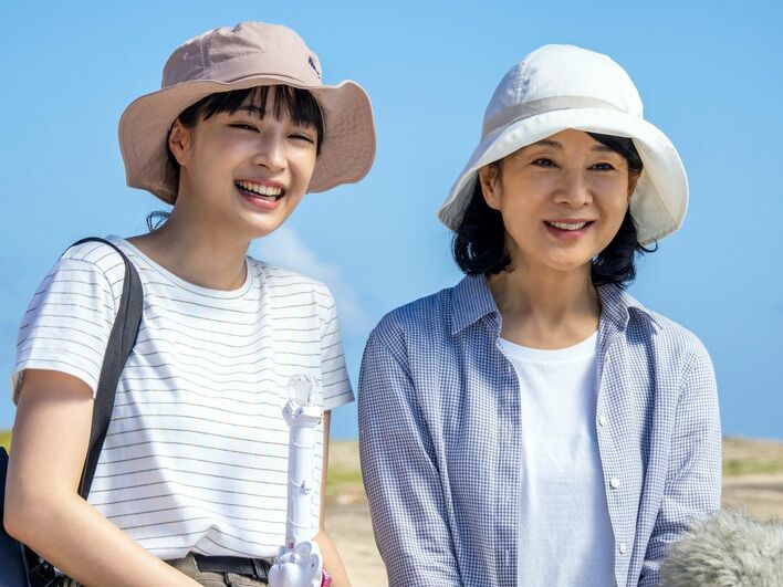 広瀬すずの誕生日を記念してクランクアップ＆新場⾯写真が解禁！「すずちゃんは涼やか」