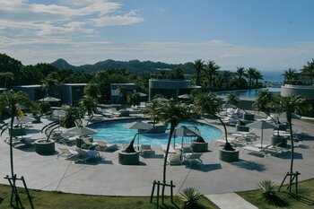 いよいよ本格プールシーズン開幕！“プールクラブ”をテーマにしたホテル「BOTANICAL POOL CLUB」、2026年サマーシーズン始動&予約受付3/2（月）開始！