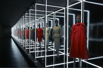 “おうち時間”のお供に！Dior が展覧会のドキュメンタリー映像を特別公開中