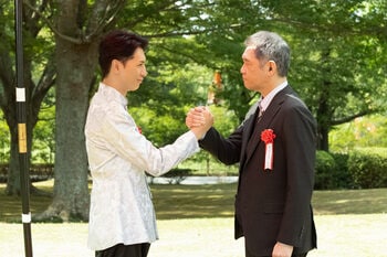 乾（藤井流星）が国の要人になりすまし工作員の襲撃阻止に挑む！二階堂（森川葵）に不穏な情報が…＜『スティンガース』第9話完全版＞