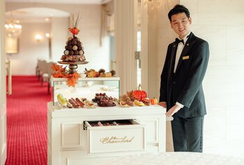 【リーガロイヤルホテル大阪】1日1組限定！秋の味覚が彩る、華やかな“舞踏会” 秋の「アフタヌーンティーパーティ」を開催