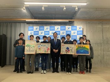 天草市御所浦町で離島について学ぶ「離島のミライ発掘隊」！活動した児童らが、天草市の馬場昭治市長に報告！