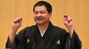 「素敵なご夫婦」月亭方正 58歳の誕生日に妻との顔出し2ショット写真公開で称賛の声