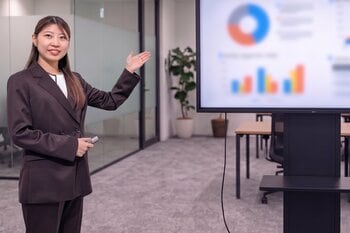 いざという時の“勝負服”に　最上級ブランド「HILTON」から着る人が自信をまとうスーツを発売