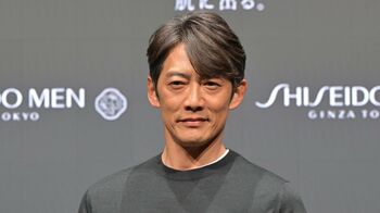 反町隆史 50歳で20代のマネージャー以上の“肌測定値”を叩き出し「『ウソっぽいな』って思ってます？」とニヤリ