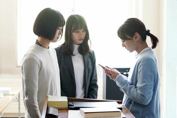 柊木（北川景子）たちは刑事・風見（尾上松也）が追っていた事件の裁判を再検討『女神の教室』第9話予告