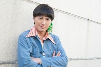 【ささえびと】塚本高史「脇でバカをやっているような役ができていれば、僕は幸せ」