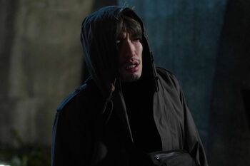 右ほほに大きなヤケドがある男は、りんたろー。だった「バチクソ光栄センキュスフォーエバー案件でした！」