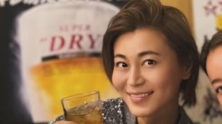 【画像8枚】「顔似てきてる？」氷川きよし 稽古後に“双子みたい”な親友との2S公開！ 駆けつけてくれた親友との写真を見る