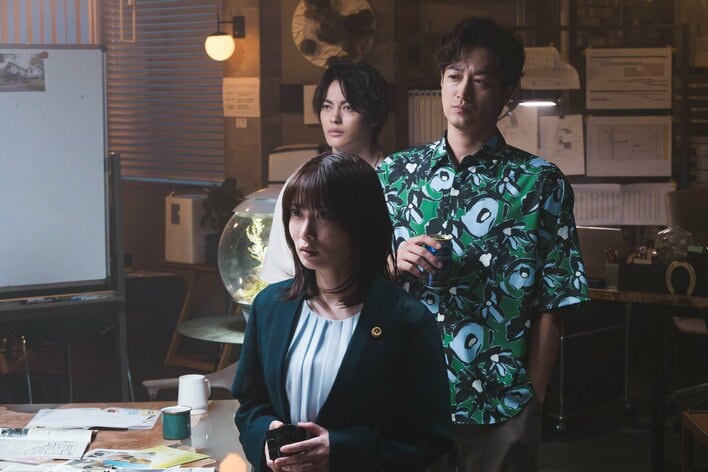 【場面写真追加】“悪魔の棲む家”で住人が錯乱？浦真鷲（GACKT）の策略で縁（志田未来）は調査することになり…『ブラックトリック』第6話予告