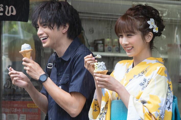 中島健人＆松本穂香のデート写真解禁！浴衣デートは胸キュン必至