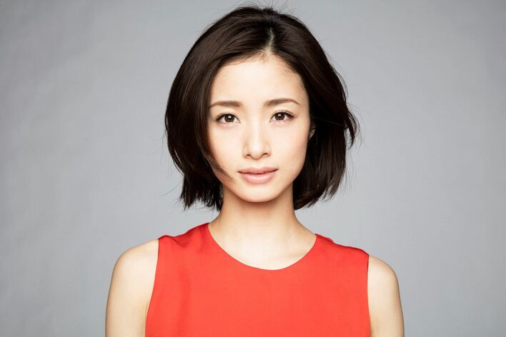 上戸彩が初めて“語り”を担当！病と闘う母と、母を「世界で一番好き」な一人息子の日々
