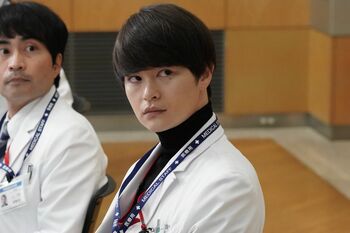 武良井（桐谷健太）が迫る！半年前の医療ミス疑惑の裏にある榊原（瀬戸康史）の存在＜『院内警察』第4話完全版＞