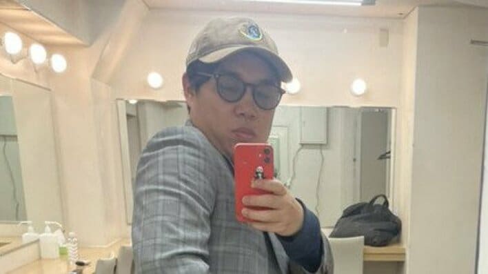 【画像】「衣装破けて後半この状態で漫才してた」霜降り明星・せいやが披露した“衝撃の後ろ姿”を見る