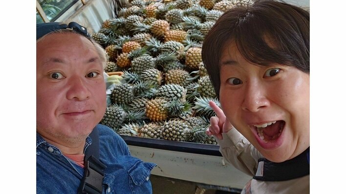 鈴木おさむ “交際ゼロ日婚”の大島美幸との結婚記念日写真に「顔似てる」と反響！仲良くバッチリカメラ目線を決めた夫婦ショットに「運命のお二人」