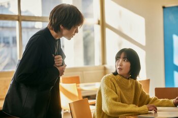 宮崎優“ひより”、大学時代へタイムスリップ…元カレ・山下幸輝“鯨”との“二度目の恋”の行方は？｜「ABEMA」と「ショードラ」の“縦横連動ハイブリッドドラマ”『バッドチョイス・グッドラブ』#1