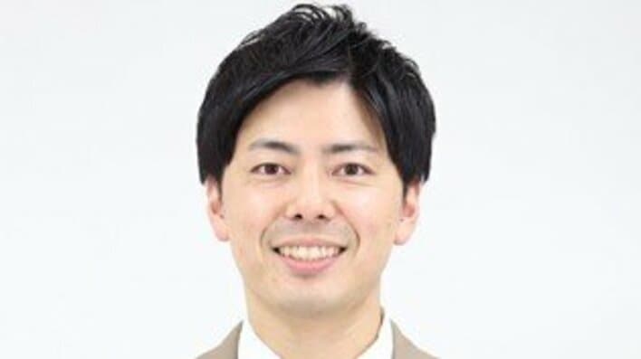 【画像3枚】コットン西村 第1子誕生を報告！「優しい表情で感動」の生まれたばかりの我が子との2ショットを見る