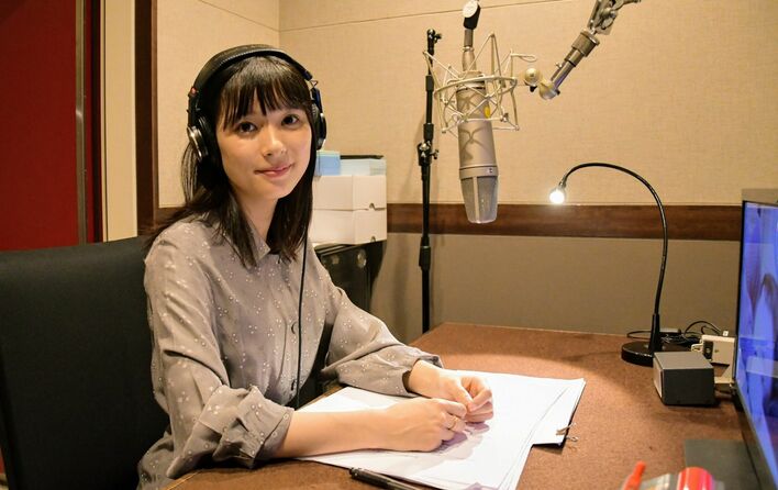 芳根京子「いつも泣きながら見ている」『ザ・ノンフィクション』の語りに初挑戦！「とにかく噛まないよう…（笑）」