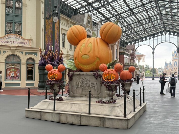 ディズニーハロウィン かわいいおばけグッズにパンプキンまみれの