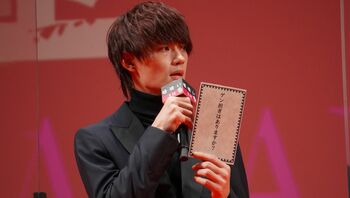 佐野勇斗のげん担ぎを本郷奏多がバッサリ「僕は非科学的なことは信じてない」