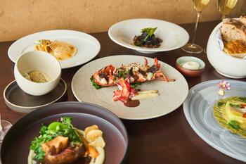 旬の国産食材と活オマール海老が奏でる、春季限定ディナーコース【ホテル＆レジデンス六本木】
