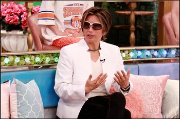 GACKT「カナヅチなのでプールは浸るだけ」マレーシアでの超一流セレブ生活を公開