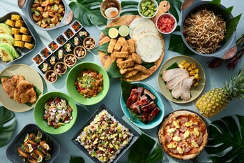【ウェスティンホテル東京】常夏の島ハワイを感じるブッフェ「”ALOHA” Hawaiian Buffet」を開催 -「モアナサーフライダー, ウェスティン・リゾート＆スパ」の人気メニューも登場