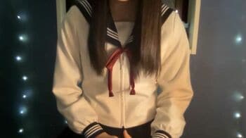 『晩餐歌』が爆発的ヒット tuki.  15歳の等身大インタビュー完全版　音楽活動は「ゆる～く趣味として」