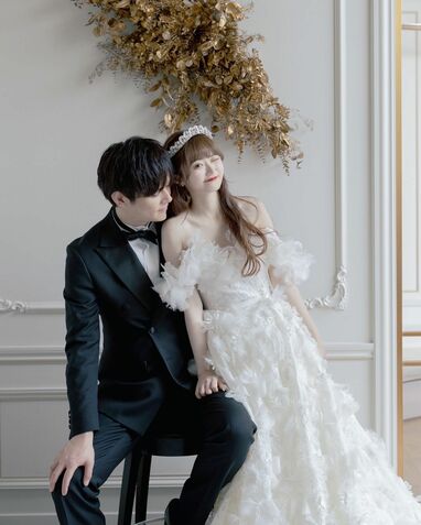 新婚の元NGT48・中井りか 夫にバックハグ！ “最強のお姫様”な