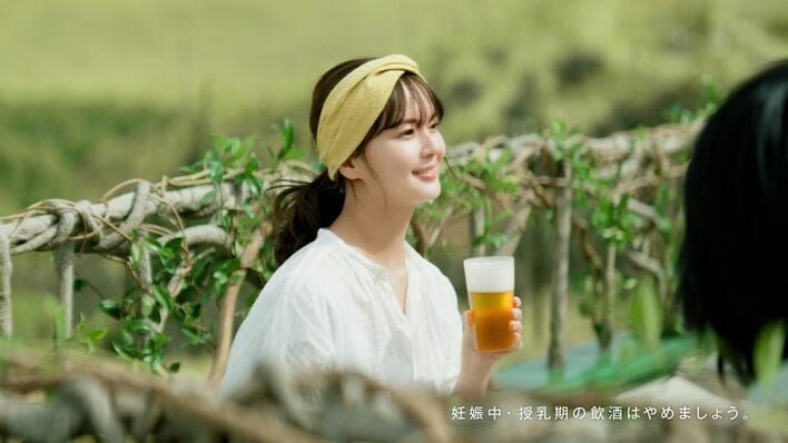 Mrs. GREEN APPLE・大森元貴『青と夏』アコースティックver.披露！ 多