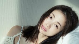 【先行カット解禁】3児の母・上戸彩(39) 15年ぶりの写真集発売！はじける笑顔や透明感ある寝起き姿にドキッ！ 家族への感謝も語る