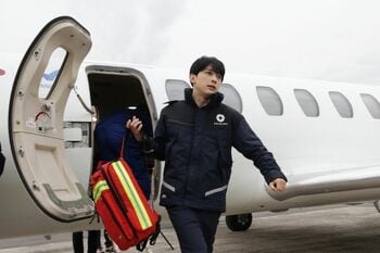 『PICU 小児集中治療室 スペシャル 2024』しこちゃん先生の搭乗シーン写真を初公開！