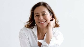 RIKACO 海沿いのセカンドハウスでティータイム♪広々リビングや壁タイルのキッチン披露で「全てが絵になる」「センスを感じます」と反響！