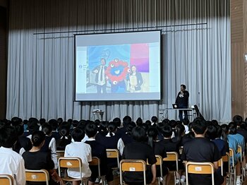 地方の探究学習に「世界」という新たな可能性を。山形・遊佐中学校で「世界とつながる学び」を実施