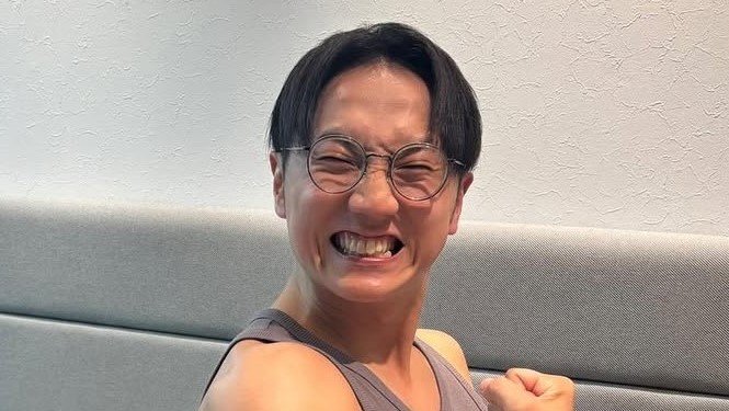 「腕でかっ！」コロチキ・西野 バッキバキ肉体を披露！34歳誕生日に公開した鍛え上げられた姿に「おめでとうございマッスル」<br />
